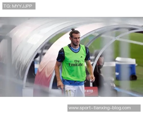 热刺宣布17岁中场巴内特正式签署首份职业合同开启职业生涯新篇章 热刺宣布17岁中场巴内特正式签署首份职业合同开启职业生涯新篇章